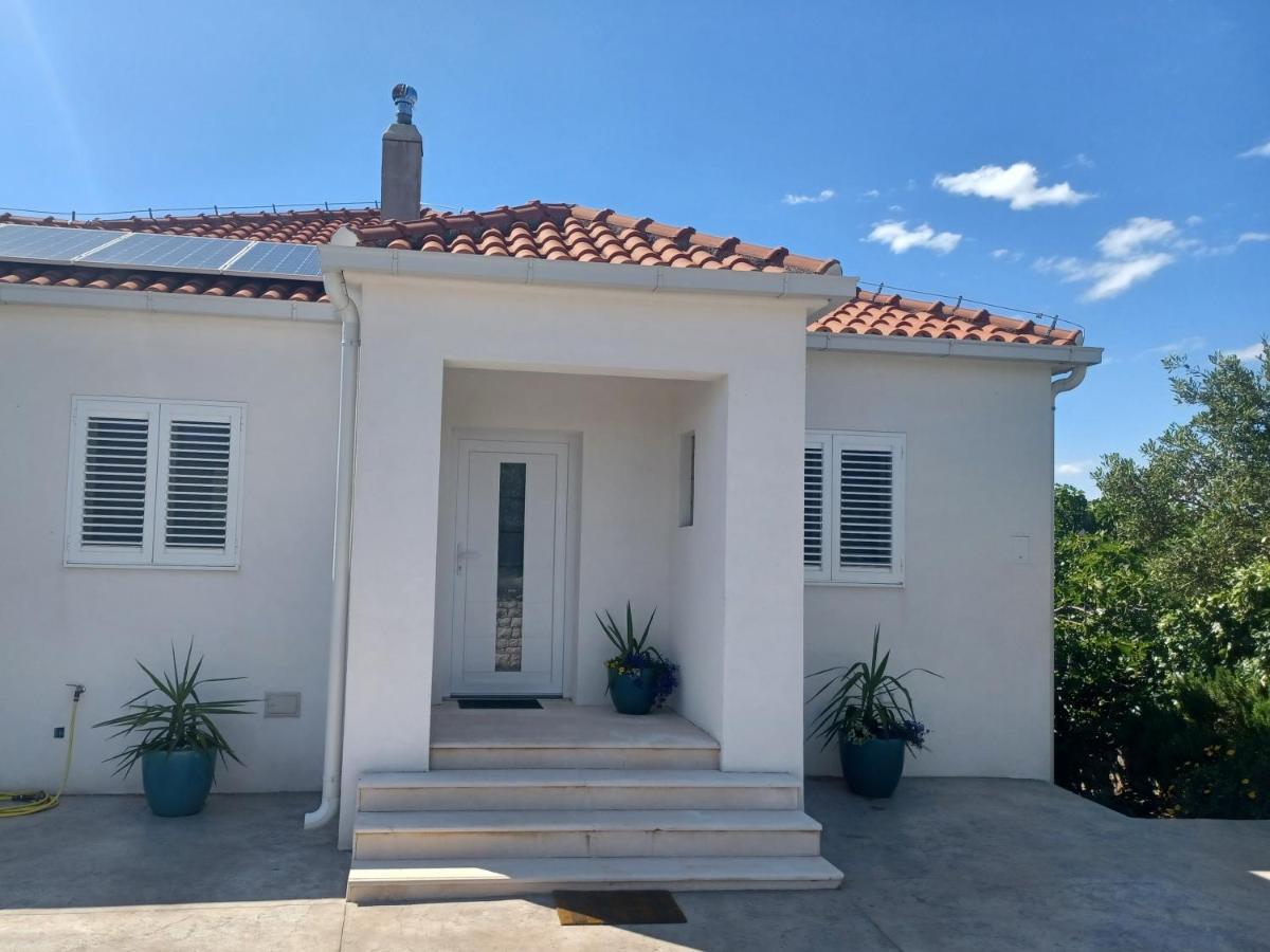 Luxury Villa Sentada Vinišće Buitenkant foto